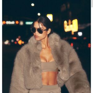 ALO Yoga Oat Faux Fur Allure Jacket